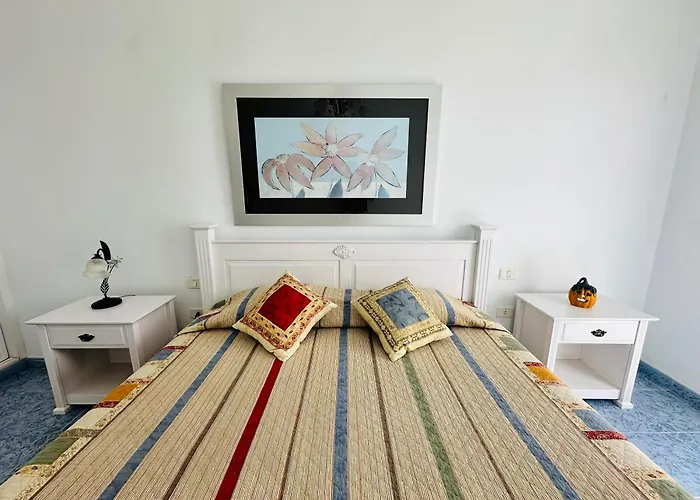 Pambnb - Chic Beachside *