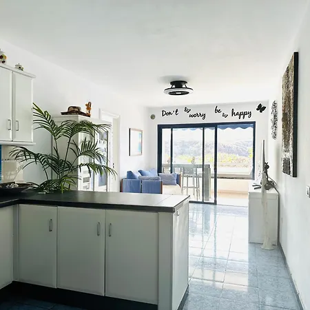 Apartman Pambnb - Chic Beachside Playa de San Juan