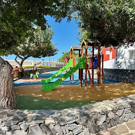 Pambnb - Chic Beachside Apartman Playa de San Juan