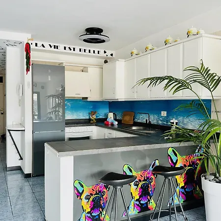 Pambnb - Chic Beachside *