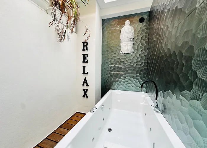 Pambnb - Chic Beachside